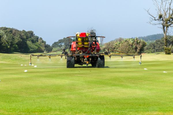 Golf Course Lawn Care in Prescott